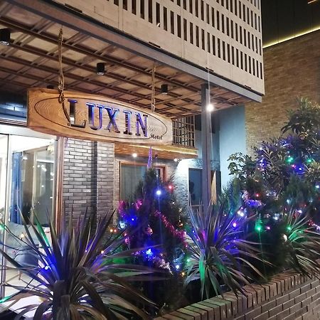 Hotel Luxin Tbilisi Exterior foto