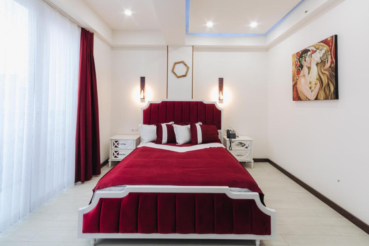 Hotel Luxin Tbilisi Exterior foto