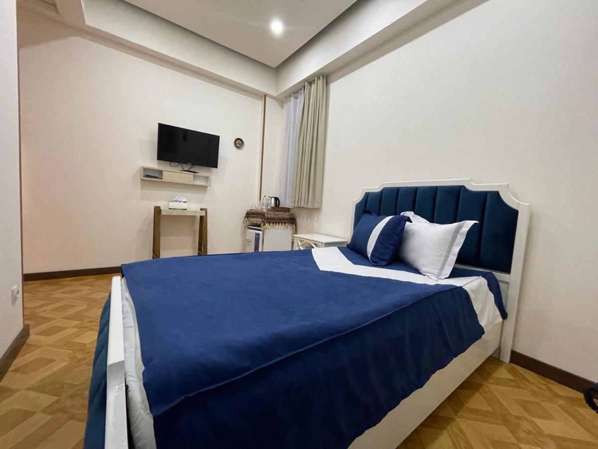 Hotel Luxin Tbilisi Exterior foto