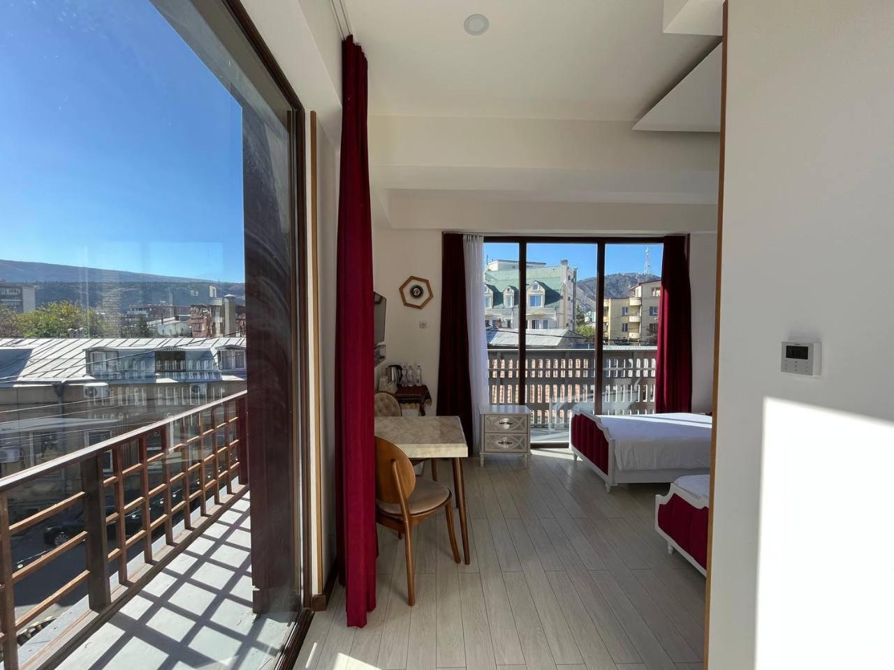 Hotel Luxin Tbilisi Exterior foto